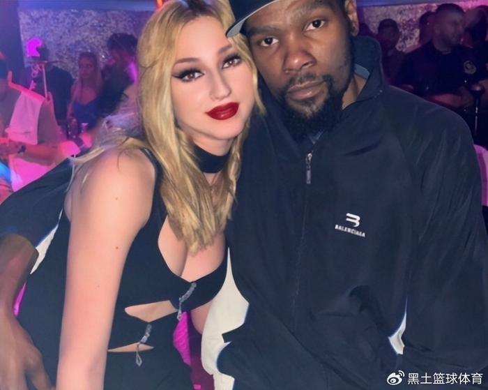 库里：我总资产46亿，詹姆斯：我129亿，他：麻烦让一让|斯蒂芬·库里|NBA|乔丹|科比-布莱恩特|沙奎尔-奥尼尔_新浪体育_新浪新闻