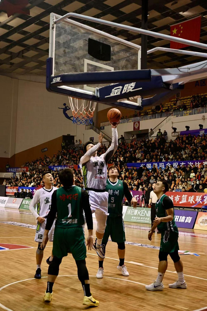 开云-三战淬火铸铁军 热血未凉不言弃|外线|赣州队|篮板|江西省篮球联赛|宜春_新浪体育_新浪新闻