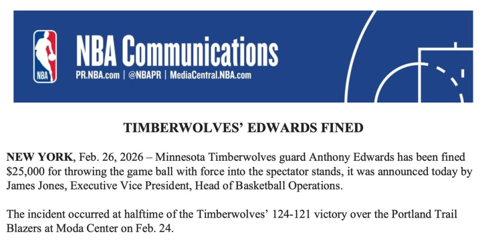 开云APP-NBA官宣两张罚单：华子贝恩用力把球扔向观众席 各罚25000美元